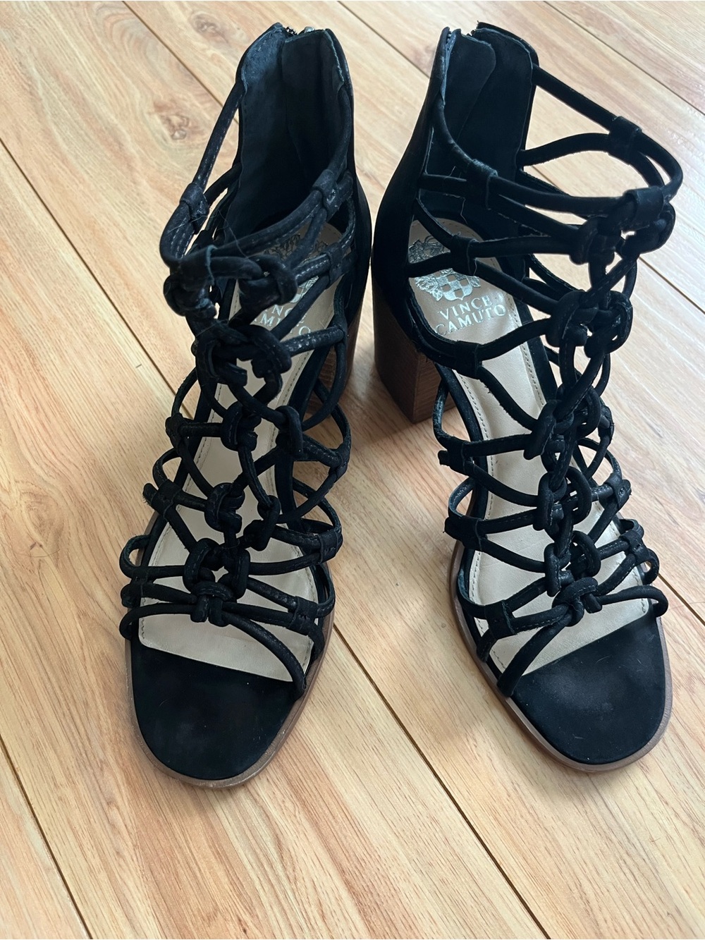Vince Camuto Black Suede Knot-Strap Block Heel Sandals Sz 8